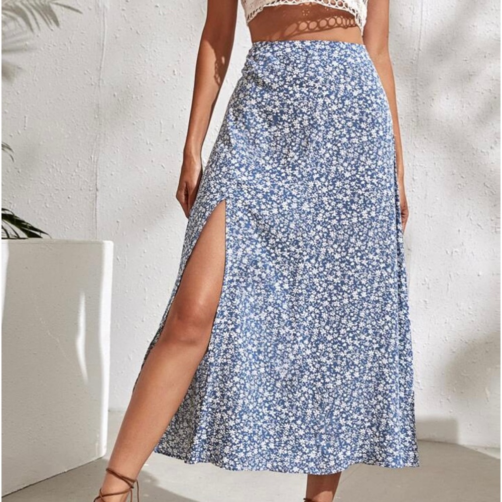 Never worn blue floral skirt!